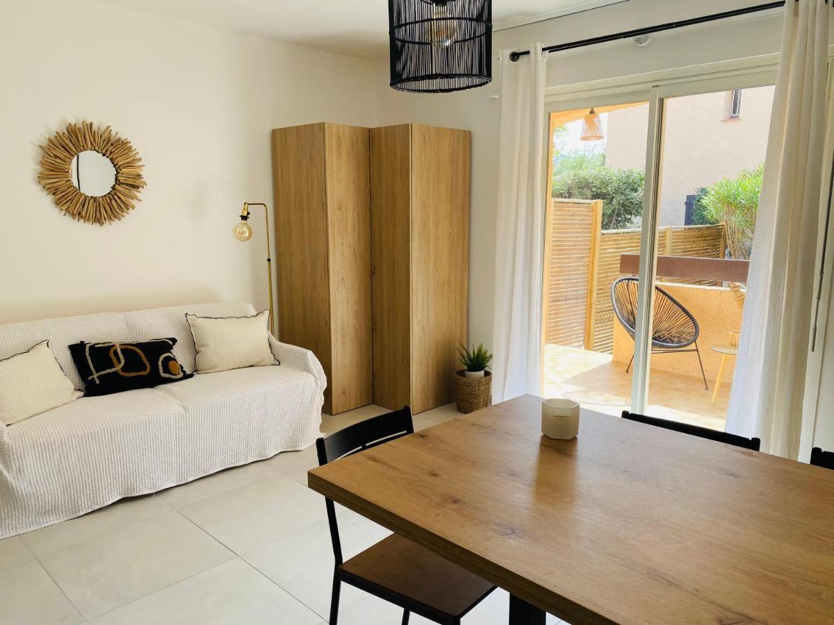 Les Tamaris Apartment Saint-Cyr-sur-Mer Exterior foto